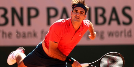 Federer, buona la prima al Roland Garros: Istomin ko