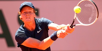 Sinner, vittoria a fatica al Roland Garros: ora derby con Mager