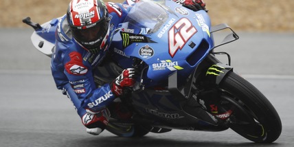 MotoGp, Rins cade in bici: frattura al radio, salta il Gp di Barcellona