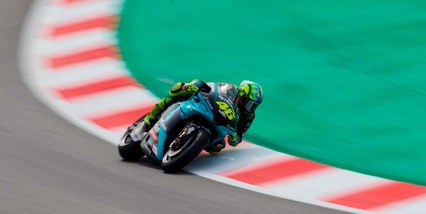 MotoGp, Gp Catalogna: cadono Rossi e Marquez a Montmelò