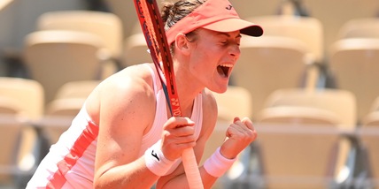 Roland Garros, Zidansek batte Badosa e vola in semifinale