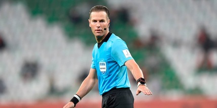 Makkelie a Italia-Turchia: è l'arbitro del gol fantasma di Ronaldo