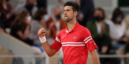 Berrettini ko, Djokovic super: è in semifinale al Roland Garros