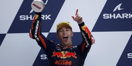 Moto2, Fernandez: "MotoGp? "Al 99% rimarrò nel mio team"