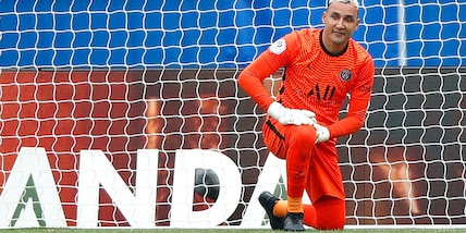 Marca: "Keylor Navas in vendita, il Psg punta su Donnarumma"