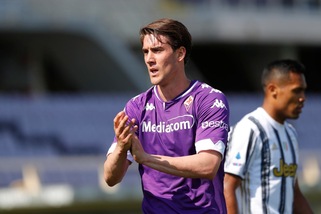 Calciomercato Juve: Vlahovic pista calda, ma non solo. La lista per l'attacco