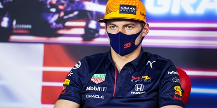 F1, Verstappen: "A Baku nessun nostro errore, il rapporto di Pirelli è vago"