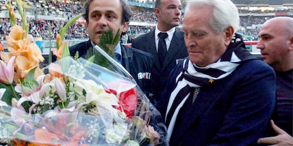 Platini: "Boniperti era la Juve, un uomo forte e freddo"