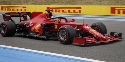 F1, Gp Francia. Leclerc: "Sainz meglio di me in qualifica, lottiamo con McLaren"