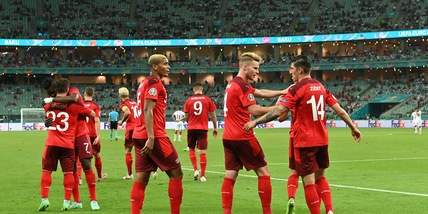 Svizzera-Turchia 3-1, Petkovic vince, ma chiude terzo: passa Ramsey