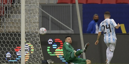 Coppa America, Papu Gomez stende il Paraguay: Argentina ai quarti
