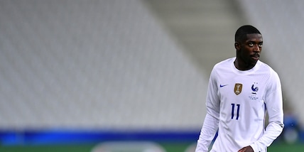 Francia, Dembélé deve operarsi: fuori 4 mesi