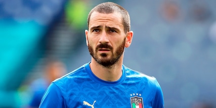 Italia, Bonucci: "Vedremo se inginocchiarci. Faremo una riunione"