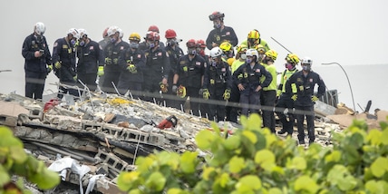 Miami, ancora 159 dispersi nel crollo dell'edificio a Surfside