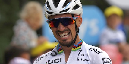 Tour de France, Alaphilippe in maglia gialla. Vinta la prima tappa