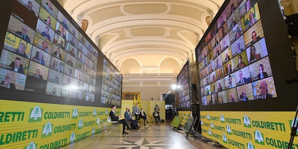 Covid, Coldiretti: "Senza mascherine risparmiamo 40 milioni di euro"