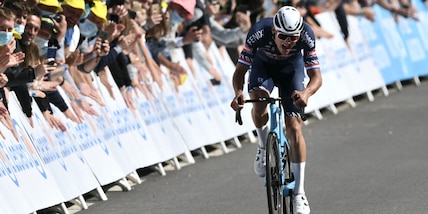 Tour de France, 2ª tappa: Van der Poel è la nuova maglia gialla