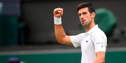 Wimbledon, Djokovic vince al debutto: battuto Draper in rimonta