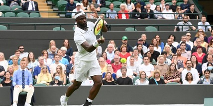 Wimbledon perde subito Tsitsipas: eliminato da Tiafoe