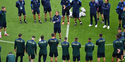 Euro 2020, i tifosi italiani a Monaco caricano la squadra
