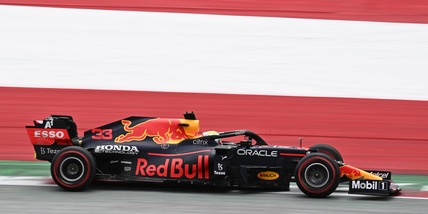 F1, Gp Austria: Verstappen comanda le libere 1 davanti a Leclerc e Sainz