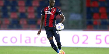 Bologna, ufficiale: riscattato Barrow dall'Atalanta