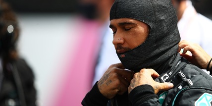 F1, Hamilton: "Divario ampio con la Red Bull, non possiamo farci molto"