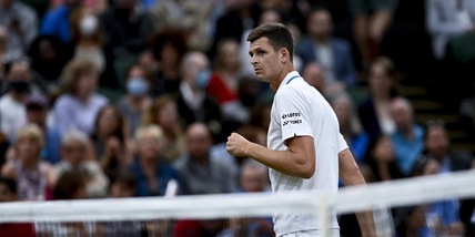 Wimbledon, Hurkacz batte Medvedev e si prende Federer