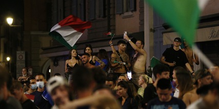 Sileri lancia l'allarme: "Evitiamo assembramenti per la finale"