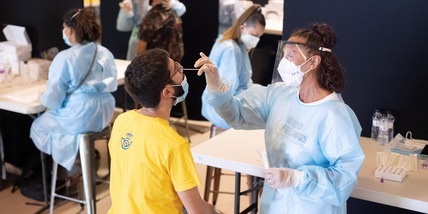 Covid, in Spagna fa paura la variante Lambda: più contagiosa della Delta