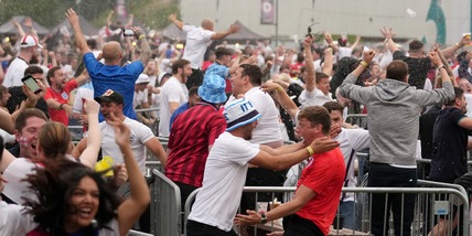 Risse degli hooligans alla finale di Wembley: indagine dell'Uefa