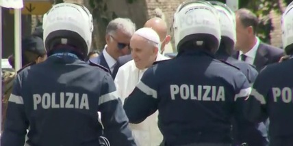 Papa Francesco torna in Vaticano: è stato dimesso dall'ospedale