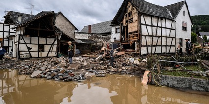 Germania, alluvione provoca 42 vittime. Merkel: "Una catastrofe"