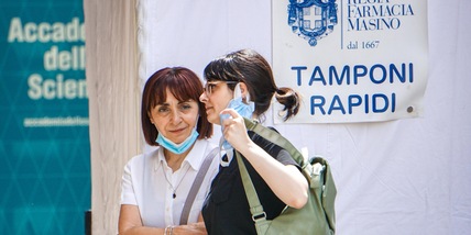 Covid in Italia: salgono i contagi tra giovani, spesso asintomatici