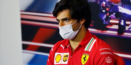 Ferrari, Sainz e l'errore di Russell: "Cose del genere ti fanno male"