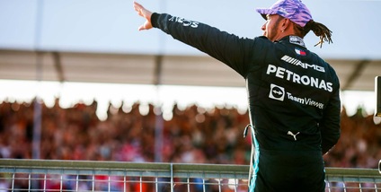 F1, spalti gremiti a Silverstone. Hamilton: "Non dimenticate la mascherina"