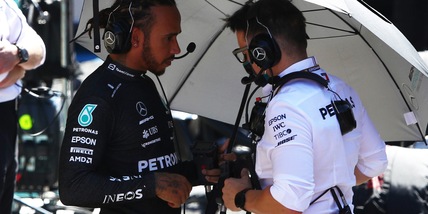 F1, insulti razzisti a Hamilton. Mercedes e FIA: "Offese inaccettabili"