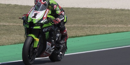 Superbike: Rea vince anche gara-2 ad Assen, terzo Locatelli