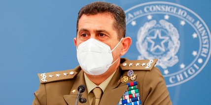 Vaccini Covid, Figliuolo: "Priorità è la somministrazione agli studenti"