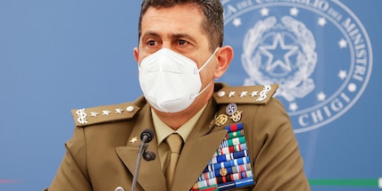 Covid, Figliuolo: "In 10 giorni tamponi a prezzo calmierato"