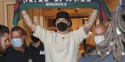 Arnautovic a Bologna, l'entusiasmo dei tifosi è super