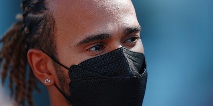 F1, Hamilton: "Non devo spiegare la mia azione a Silverstone"