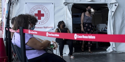 Covid, in Italia torna a salire l'indice Rt: 1.57