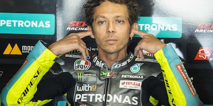MotoGp: Valentino Rossi e l'ipotesi ritiro. Conferenza stampa nel pomeriggio per il Dottore