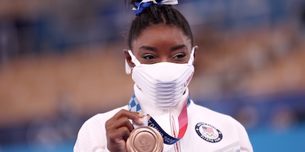 Tokyo 2020, Simone Biles sorride: applausi e bronzo nella trave