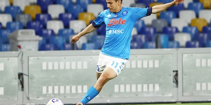 Napoli, a Castel di Sangro arrivati anche Lozano e Mertens