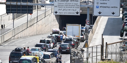 Traffico Ferragosto 2021, l'elenco delle strade da bollino rosso per l'esodo del weekend