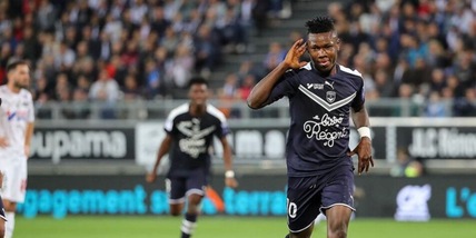 Kalu collassa in campo durante Marsiglia-Bordeaux: che paura!