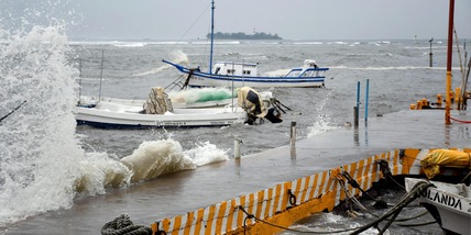 Messico, uragano Grace si debilita: sceso a forza 2