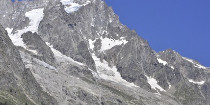 Ultra Trail del Monte Bianco, muore un corridore: incidente fatale alla Tds